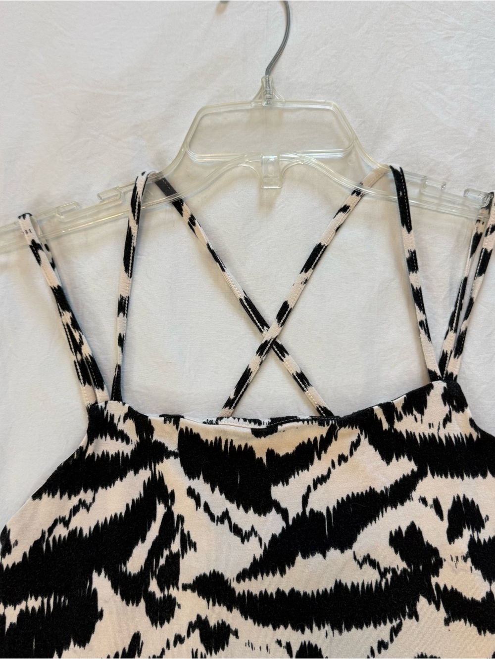 Old Navy Black and Cream Animal-Print Tank, Size M - Picture 3 of 7